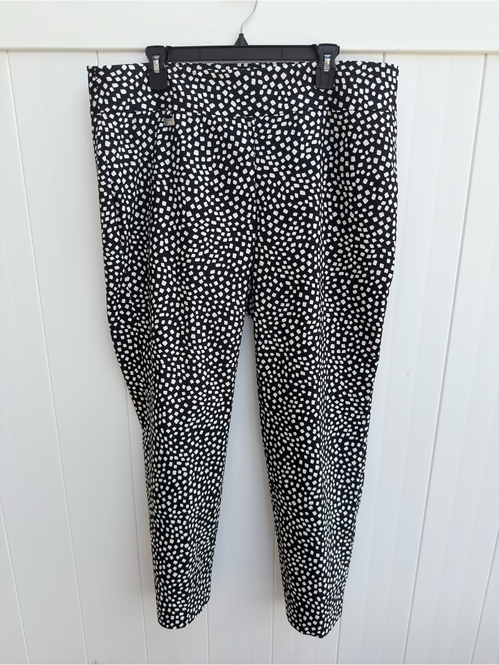Alfani Black and White Square Pattern Pull On Pants. Size 18
